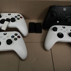 Xbox controllers 