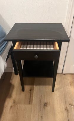 Night stand