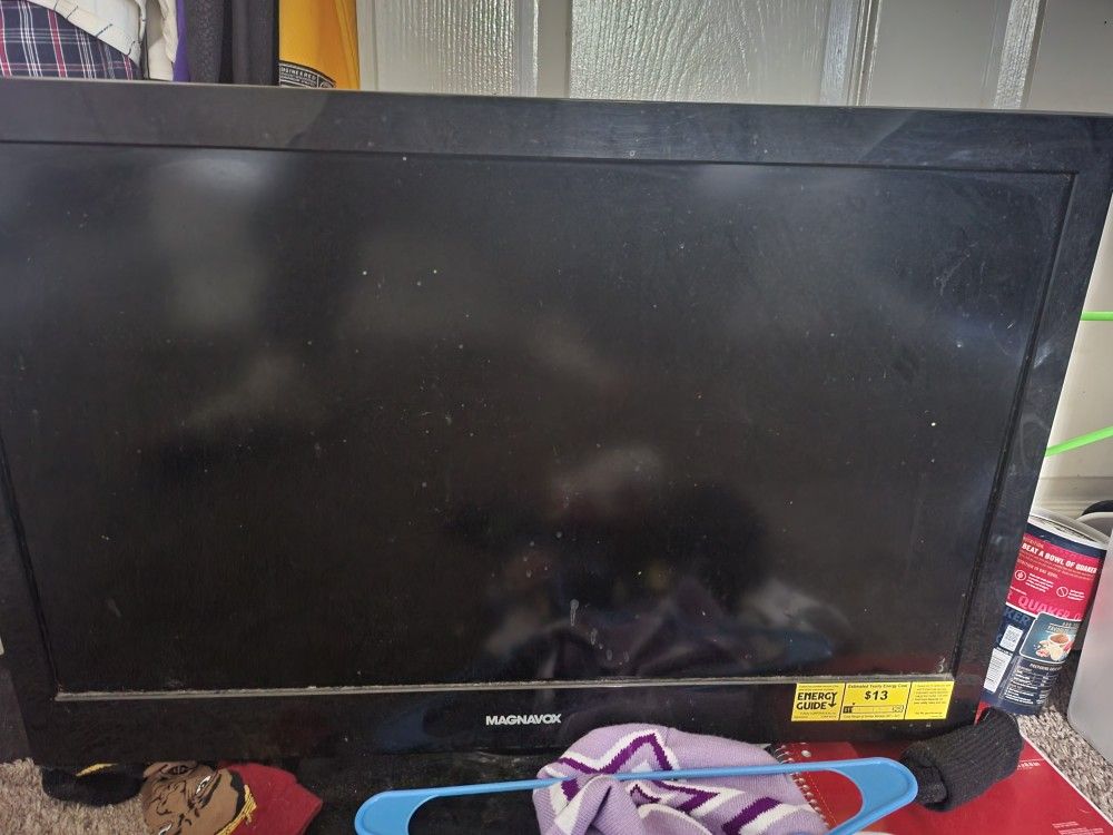 21 Inch Samsung TV & 32 Inch Magnavox 