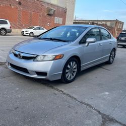 2009 Honda  Civic Con 137 Millas 