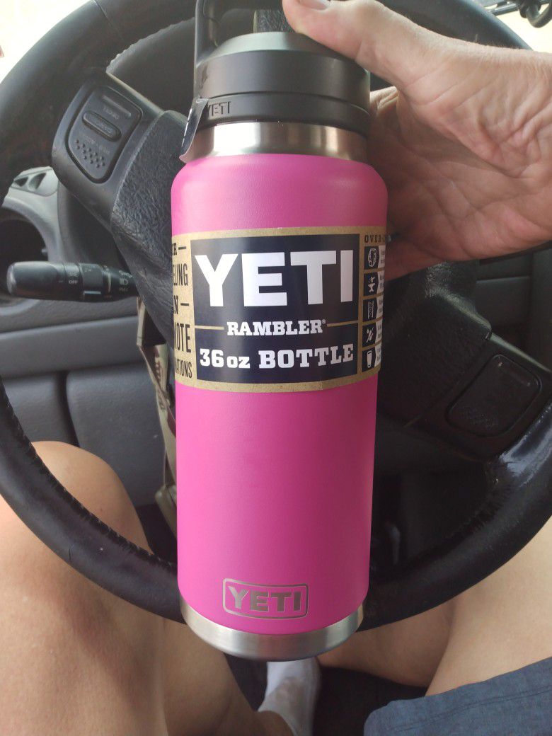 Yeti 34Oz Yonder Water Bottle for Sale in Henderson, NV - OfferUp