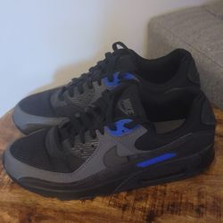 Nike Air Max Size 9.5