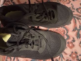 Champion black sports shoes