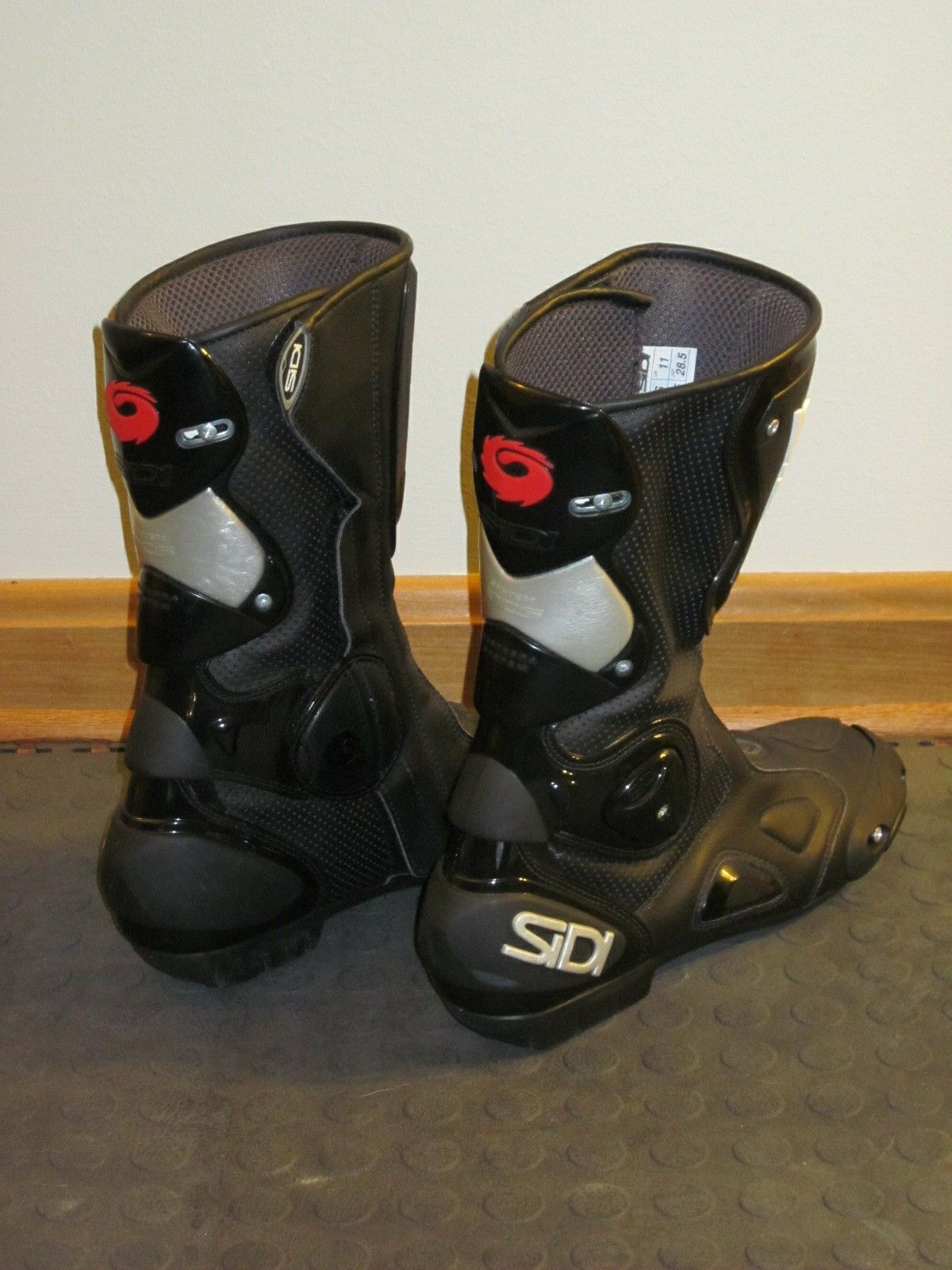 Sidi vertebra top motorcycle boots
