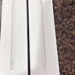 Apple pencil lightly used with box 