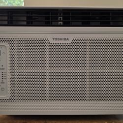 Toshiba AC Window Unit With Control 