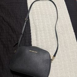 Michael Kors Crossbody Black Bag