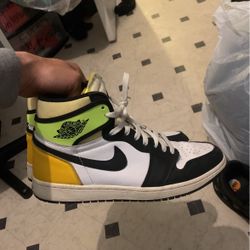 Jordan 1 Voltz