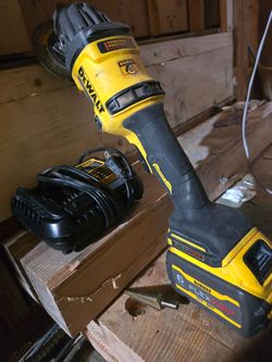 Dewalt flexvolt 4in grinder w batt brushless