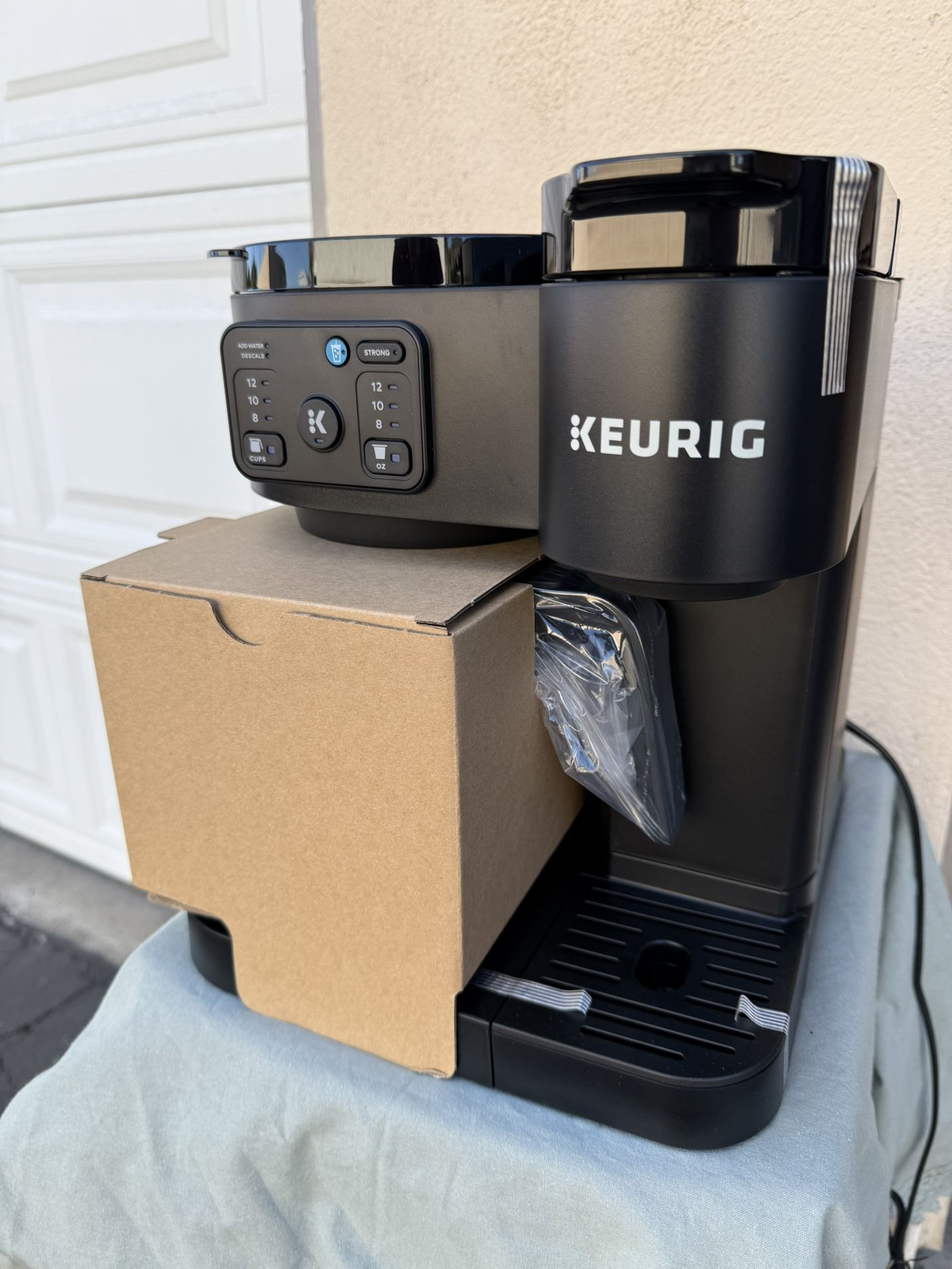 Keurig K-Duo Essentials, Hot & Iced Single-Serve K-Cup Pod Coffee Maker & Carafe
