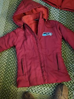 Wms Or Juniors Sz Sm Warm  Seahawks JACKET