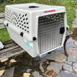 Deluxe Petmate Pet Porter Jr.- X- Large Size 