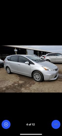 2013 Prius V Parting Out Parts