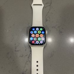 Apple Watch Series 7-41mm