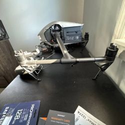 DJI Inspire 2 Aerial Cinema Drone Bundle 