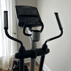 Life Fitness Elliptical