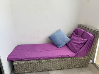 FREE 2 LOUNGE CHAIRS