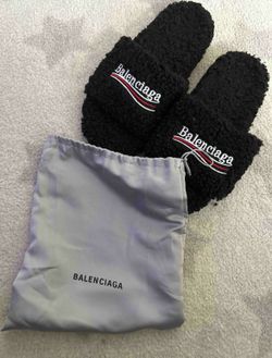 Balenciaga slides