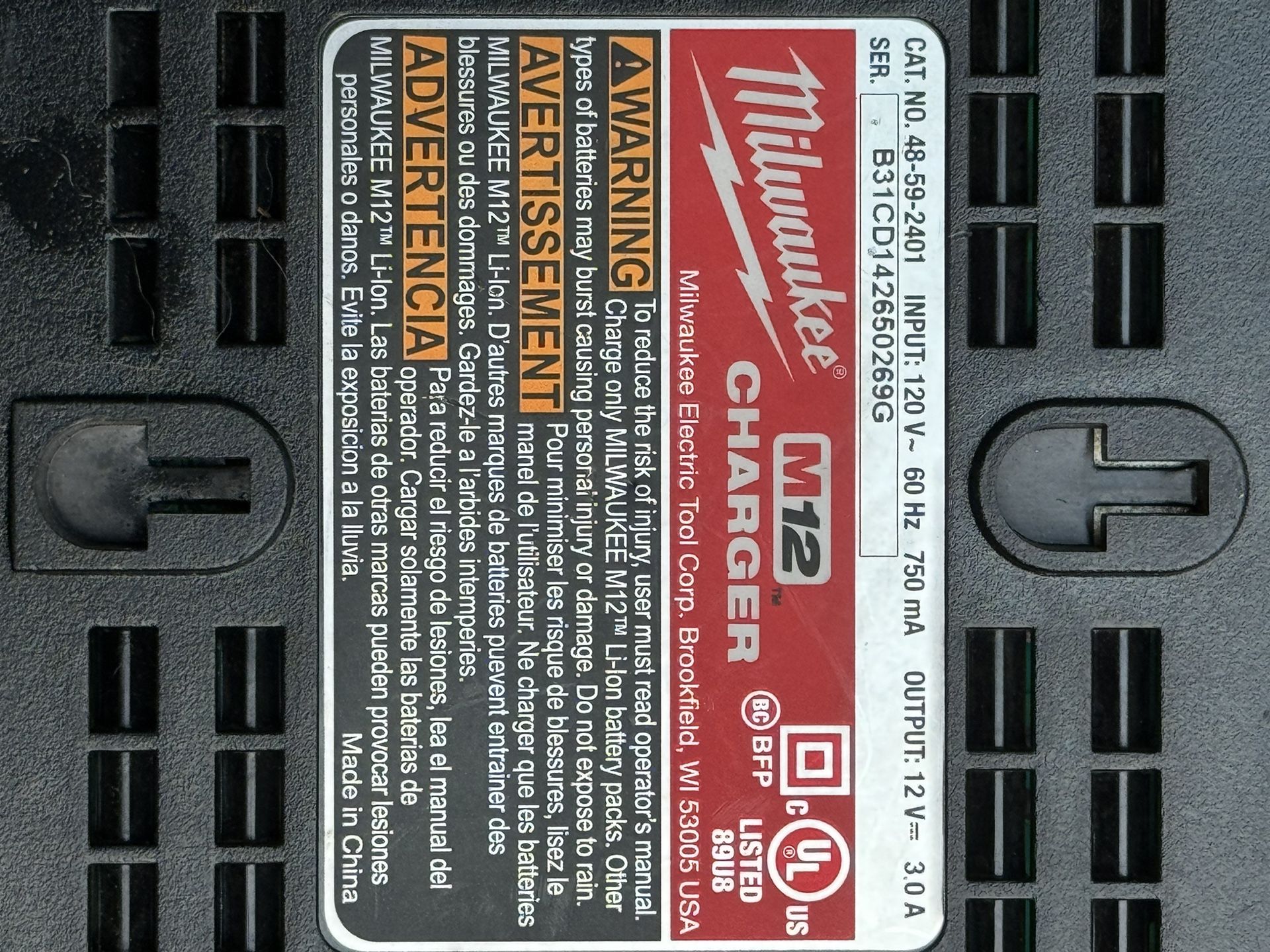 Milwaukee 12 Volt Battery Charger