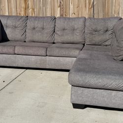 🔥 MUST GO TODAY! $250! Large Gray Sectional Couch w/ Chaise & FREE DELIVERY 🚚 