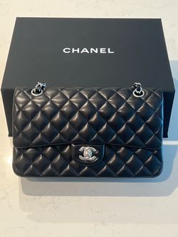 Chanel Classic Double Flap Bag Lambskin Medium