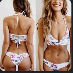 Flower Bikini Set Women Push up Bra Bikini size large  Fits great. Perfect for summer. Make an offer. 