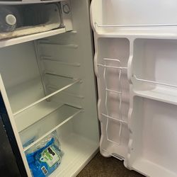 Personal Refrigerator 