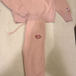 Champion Sweater/pants 