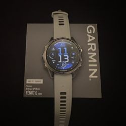 Garmin Fenix 8 43mm AMOLED Sports Watch