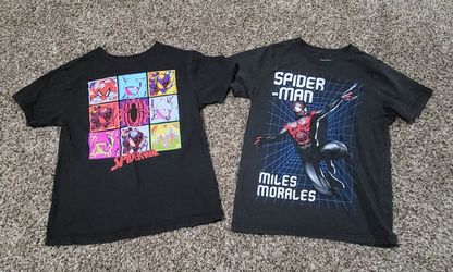 2 Spiderman shirts size youth Med