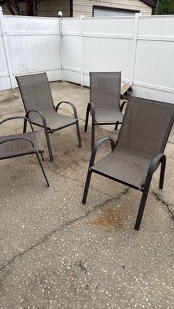 Set of 4 Outdoor Patio Stackable Chairs