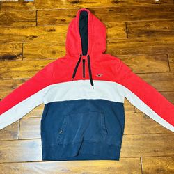 🔥Hollister Hoodie (size medium)🔥 