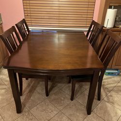 Dining Table And Chairs 