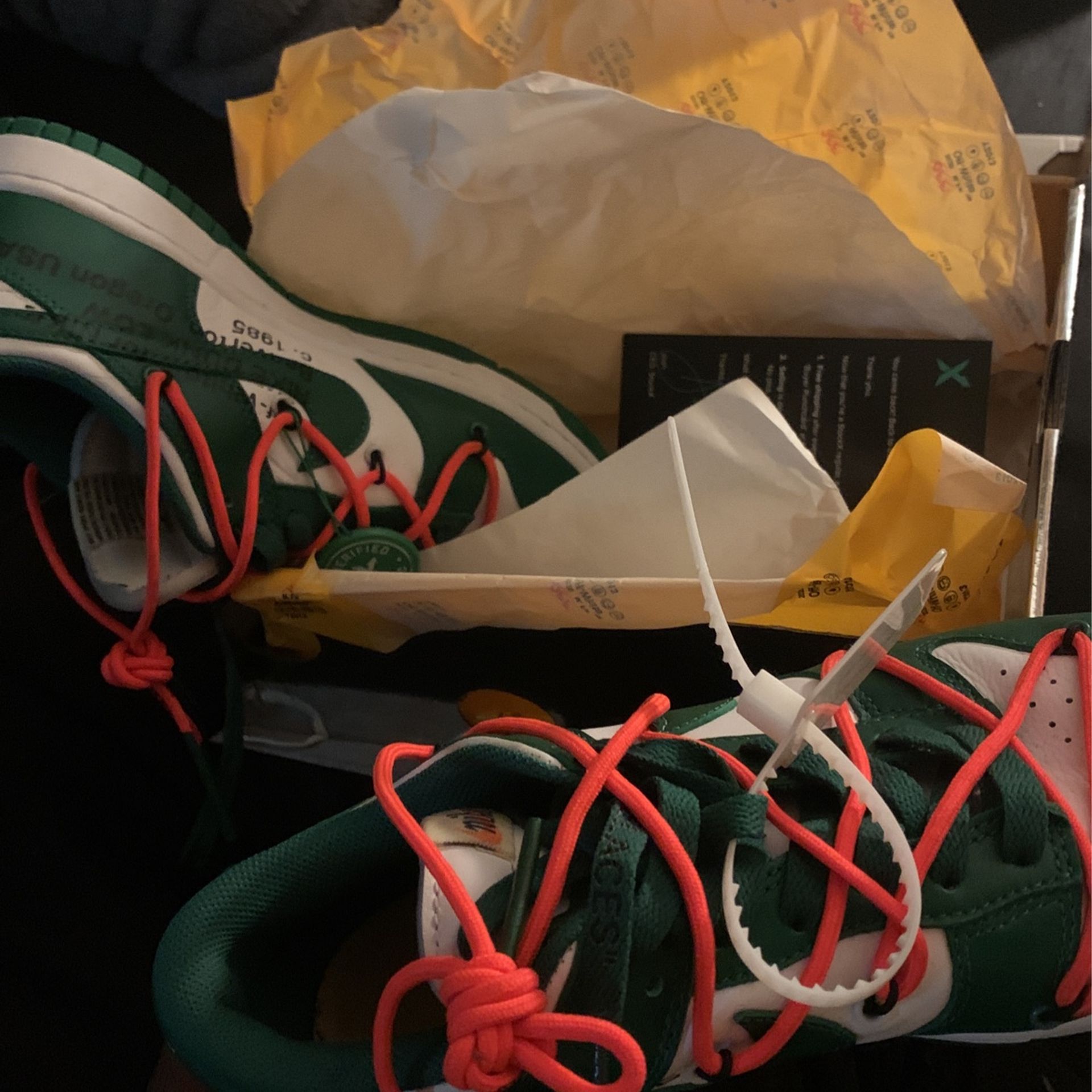 Low top Off white Dunks Pine