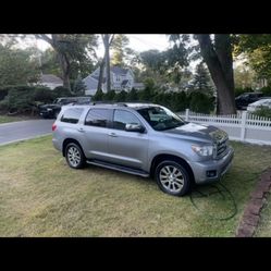2011 Toyota Sequoia