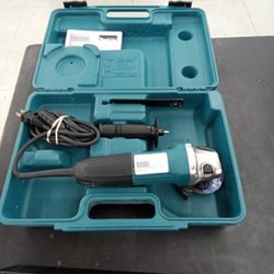 Makita Grinder 