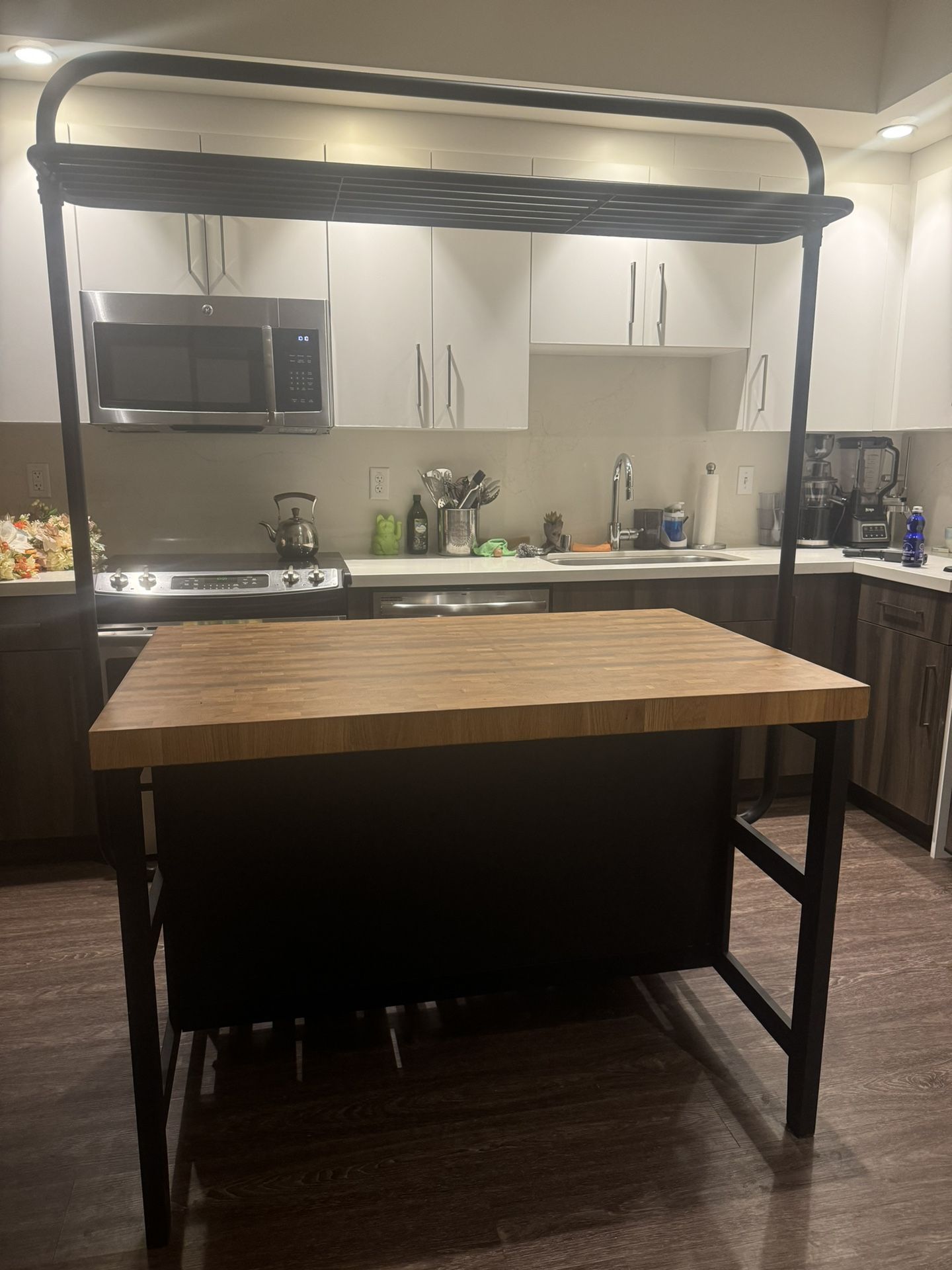 Kitchen Island W/ Rack