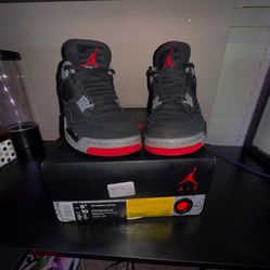Jordan four breads