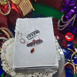 925 Sterling Silver Friend & Dream Necklace With Authentic Garnet 'Choice 