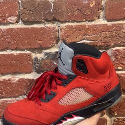 Jordan 5 Raging Bulls Size 11.5