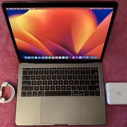2017 MacBook Pro 13 inch Retina, 2.3 GHz i5, 8 GB RAM, 121 GB SSD.