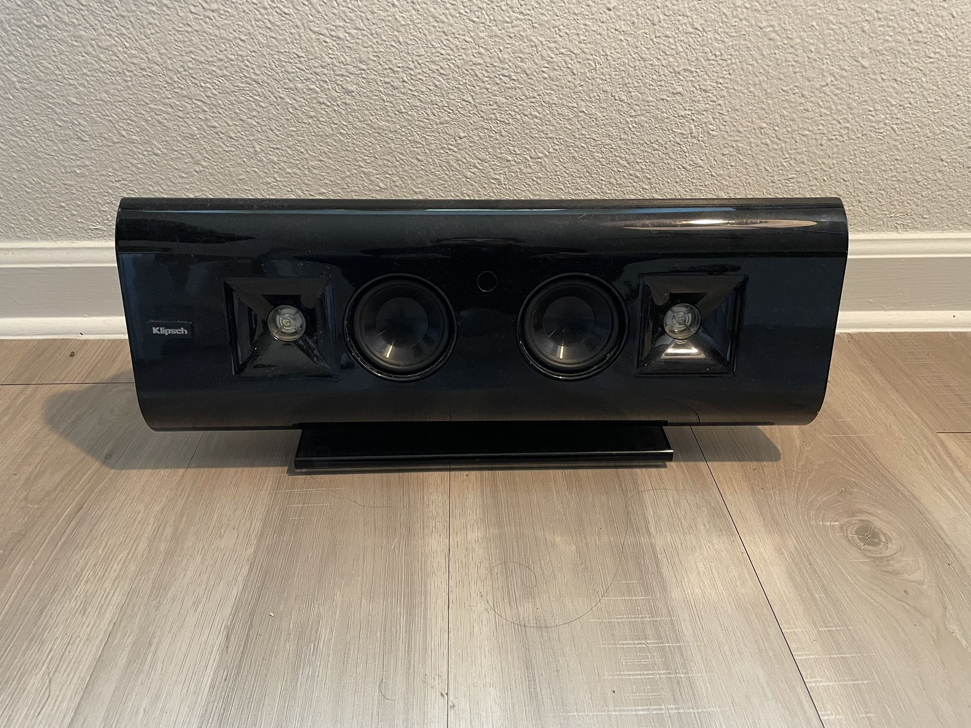 High-end speaker - Klipsch