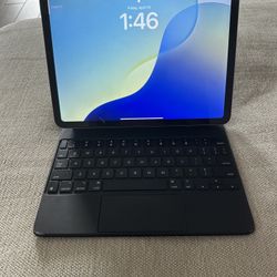 iPad Air M2 & Apple Magic Keyboard & AppleCare+