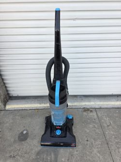 Vacuum Cleaner $10