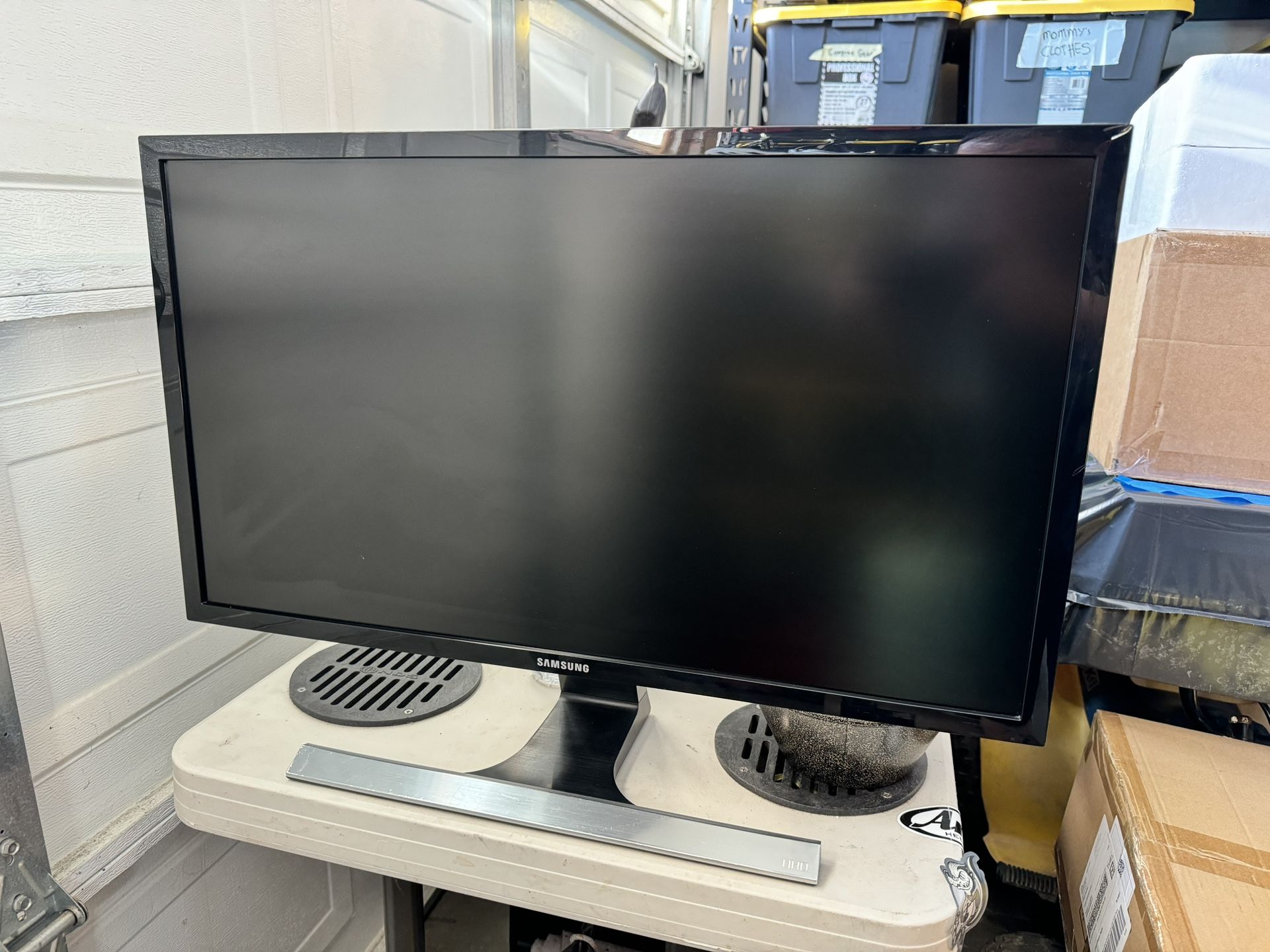 SAMSUNG 28" Ultra HD LED Monitor