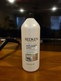 Redken acidic bonding concentrate shampoo