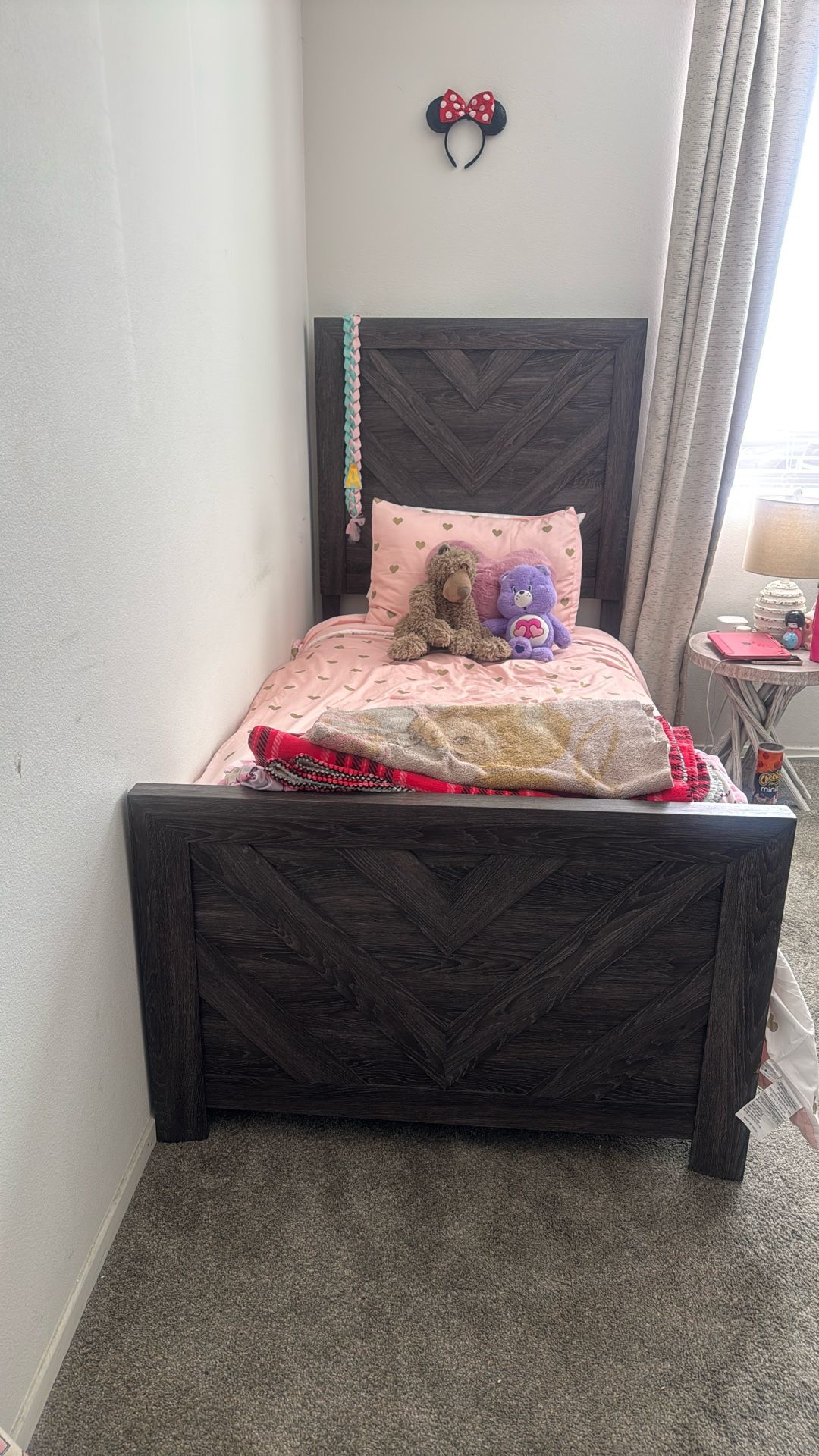Twin Bed With Mattress 