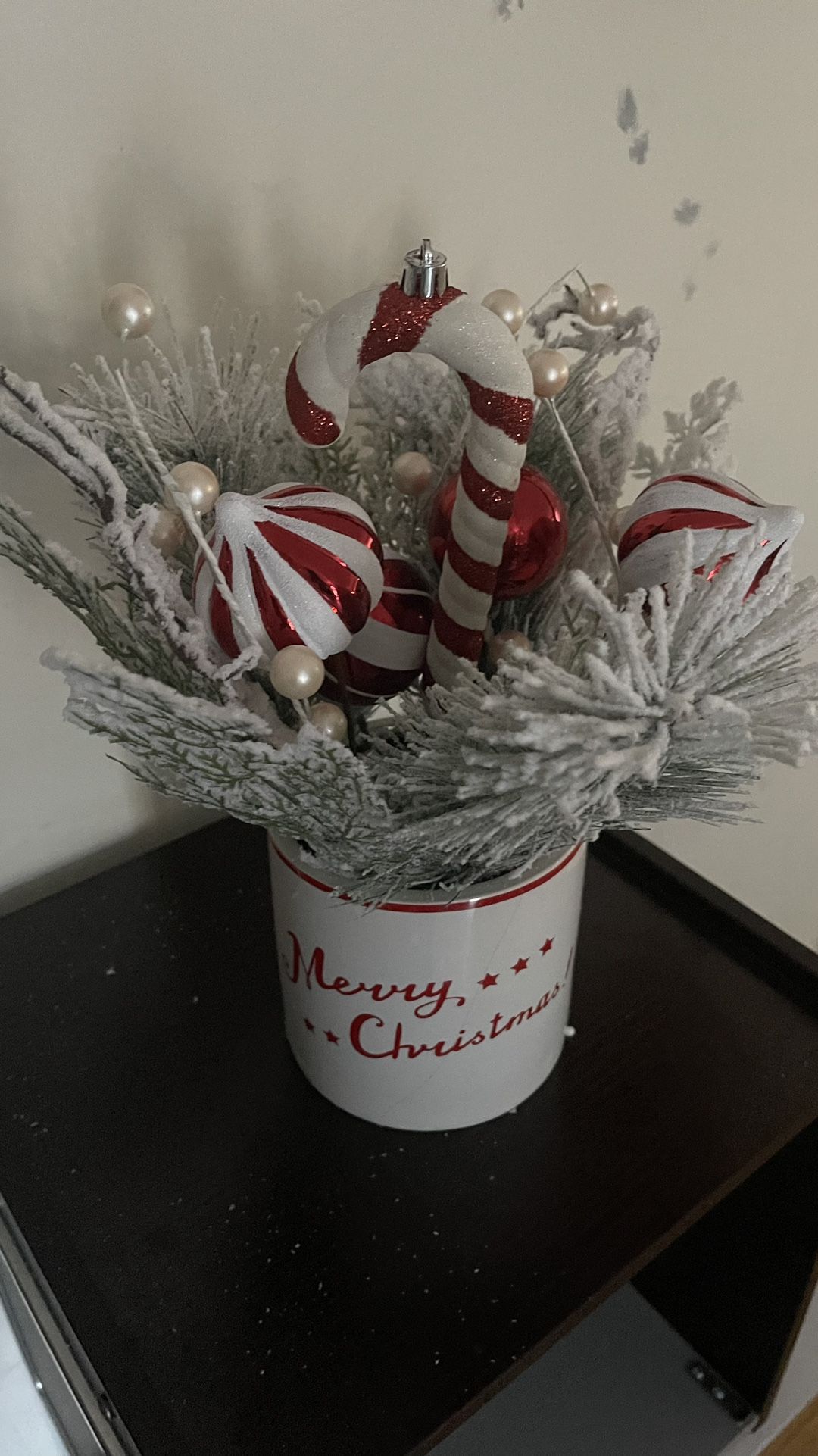 Christmas Ceramics Pot With Candy Cane Decor Ask $10 