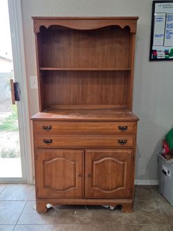 wood hutch