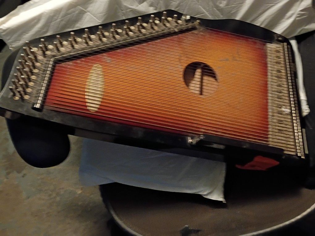 Chromaharp 15 Cord Auto Harp 